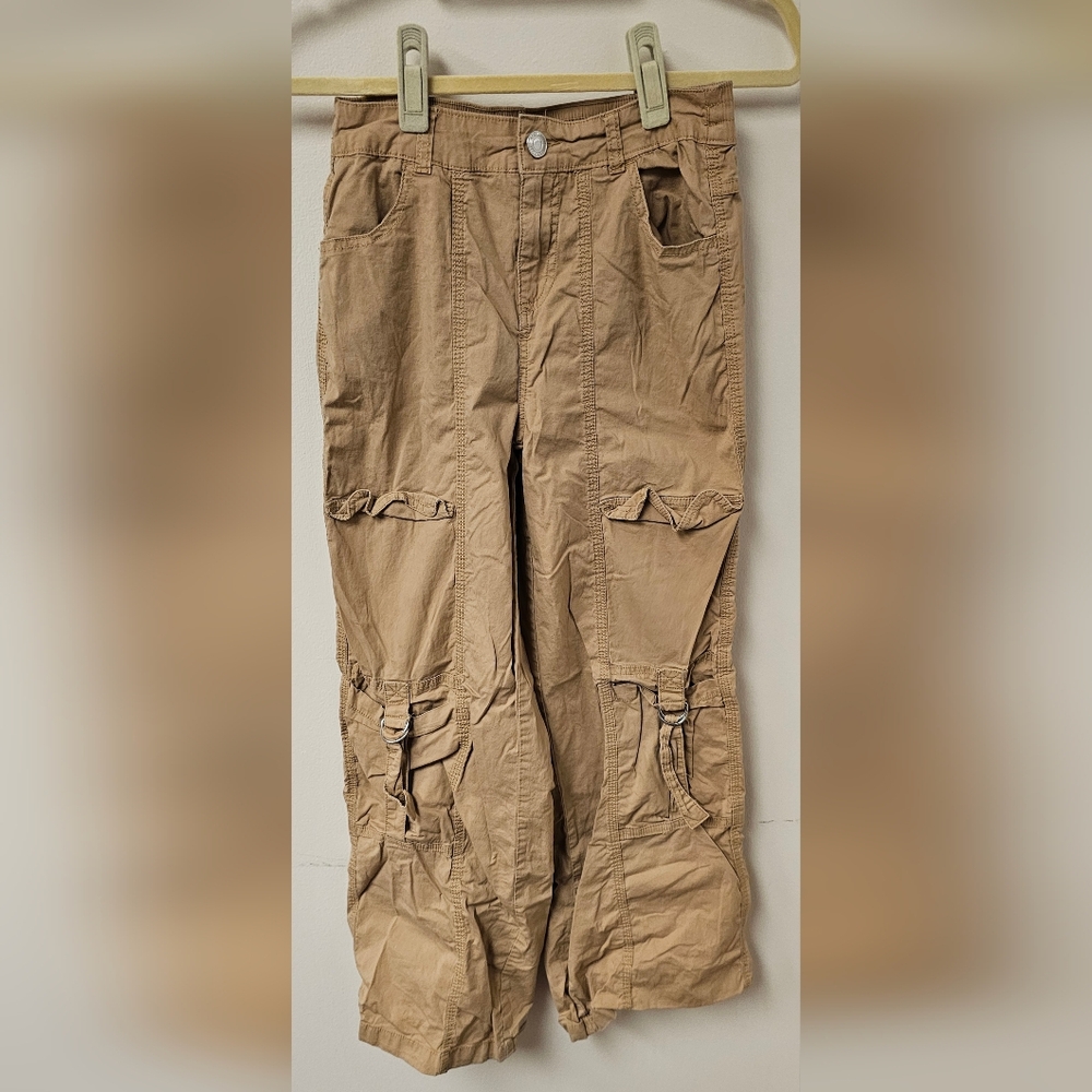 No Boundaries Light Brown Cargo Pants